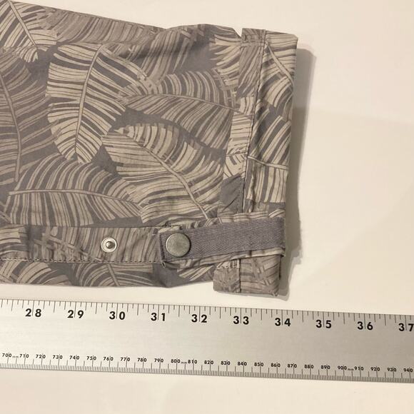 NWOT DEMOCRACY Pant 12 Flex-ellent Grey Palm-Leaf Roll-Tab-Snap Stretch Tropical - Picture 11 of 11